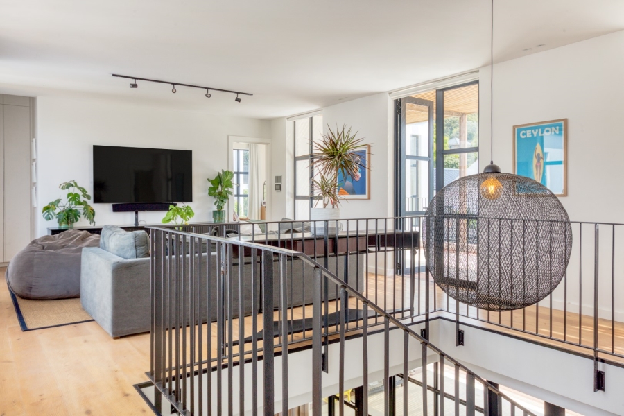 6 Bedroom Property for Sale in Constantia Western Cape